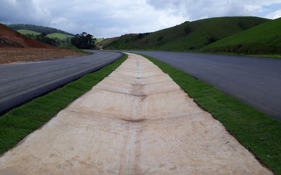 controle de erosão com grama controle de erosão com grama