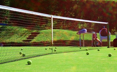 Quadra de tênia com Grama Tidfwarf Itograss Quadra de tênia com Grama Tidfwarf Itograss