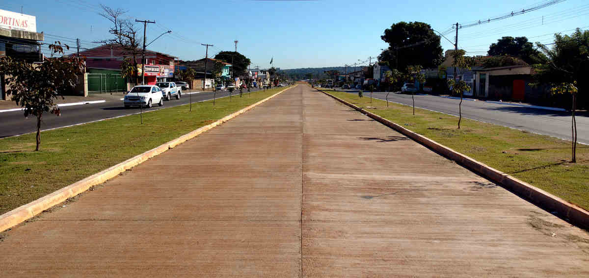 BRT Norte e sul de Goiânia Grama Obra BRT Norte e sul de Goiânia