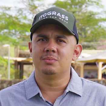 Carlos Bruno Carlos Bruno